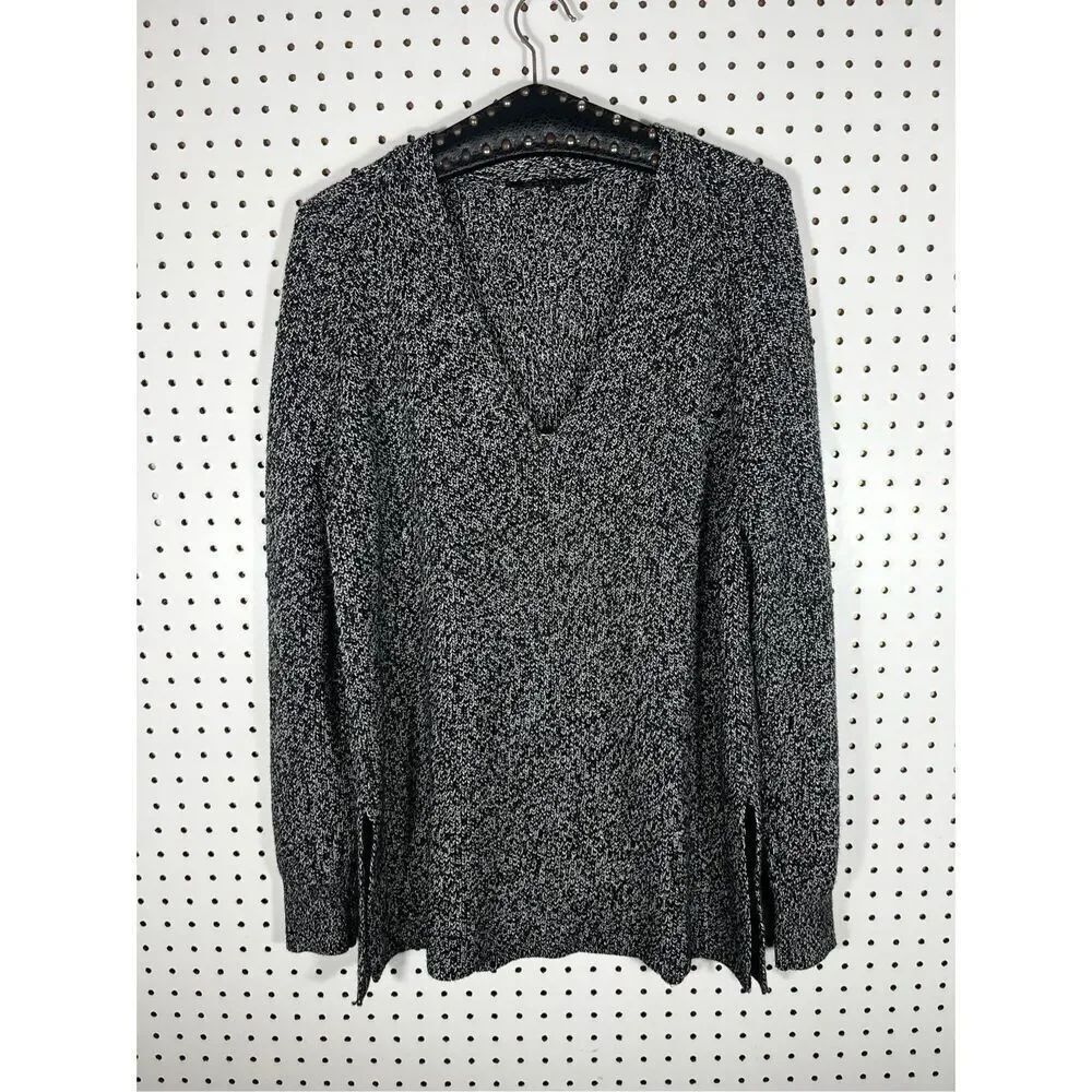 Athleta V neck tunic sweater size S